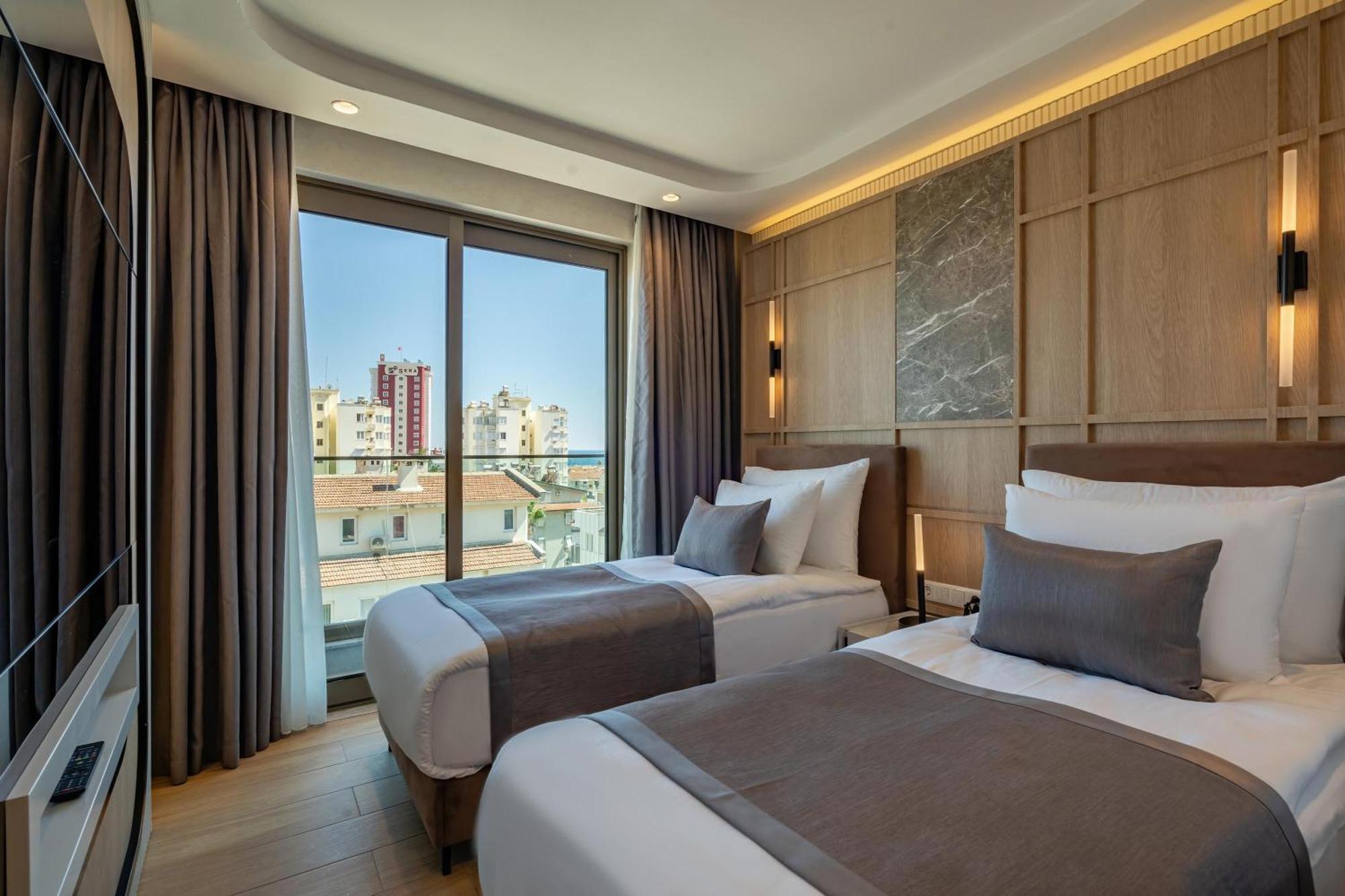 Awen Lara Hotel Antalya Exterior photo