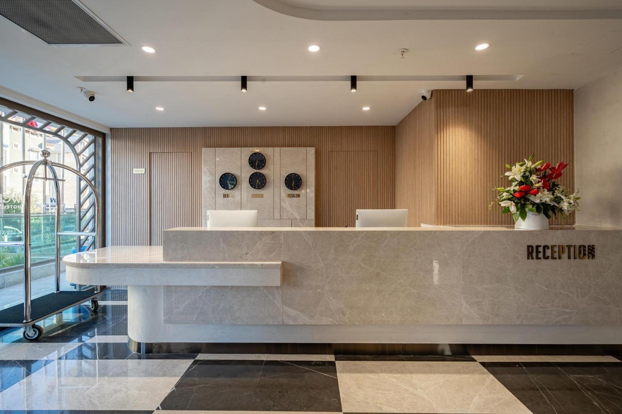 Awen Lara Hotel Antalya Exterior photo