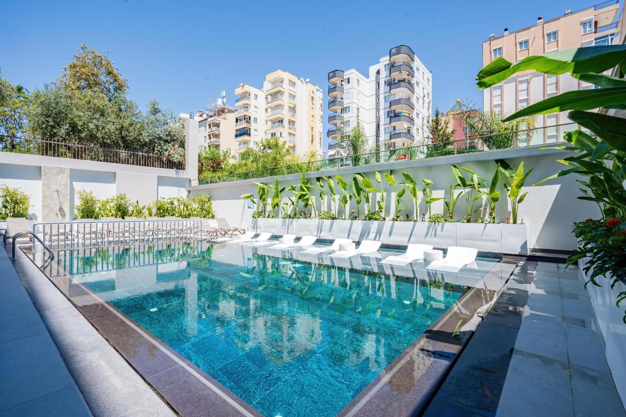 Awen Lara Hotel Antalya Exterior photo