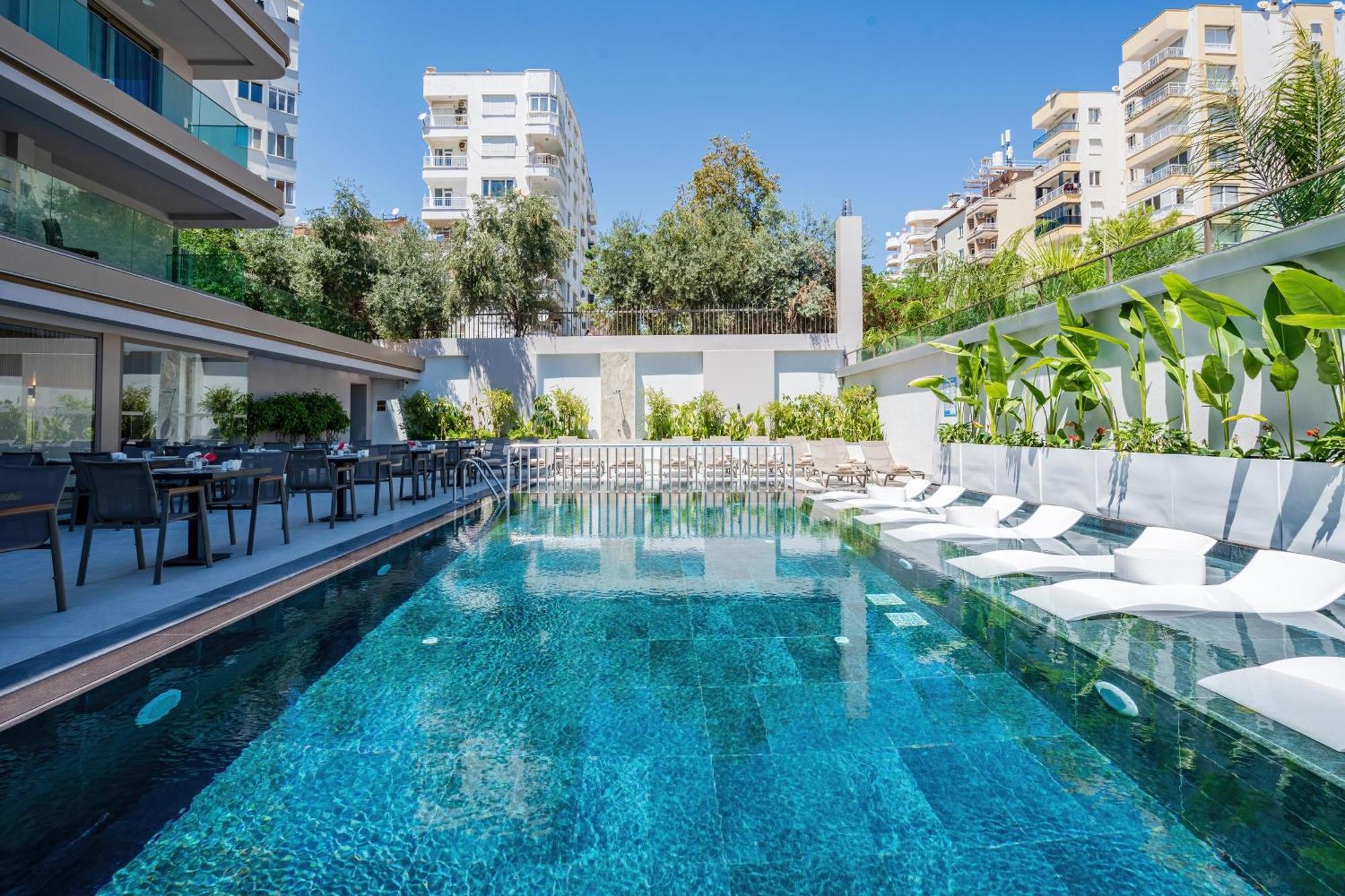 Awen Lara Hotel Antalya Exterior photo